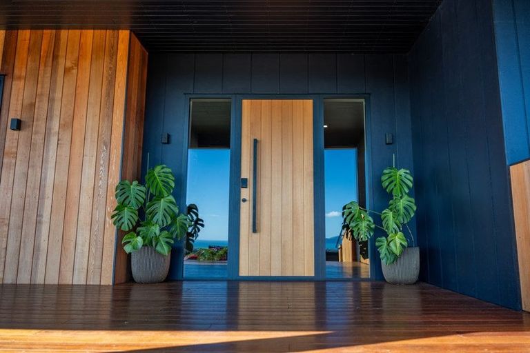 Photo of property in 8 Whio Place, Waikanae, 5036