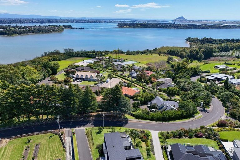 Photo of property in 674l Ranginui Road, Welcome Bay, Tauranga, 3175
