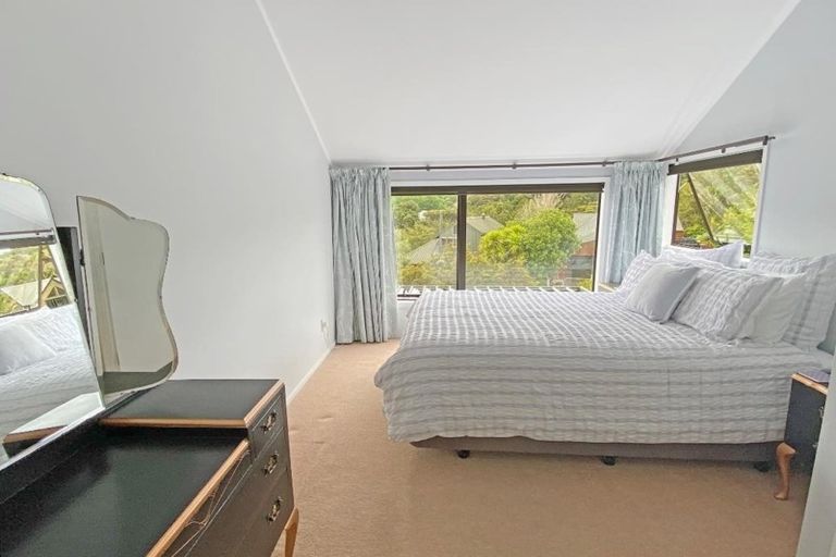 Photo of property in 29 Hebe Place, Birkenhead, Auckland, 0626