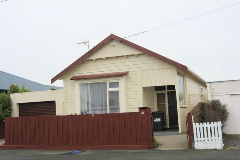 Photo of property in 57 Royal Crescent, Saint Kilda, Dunedin, 9012