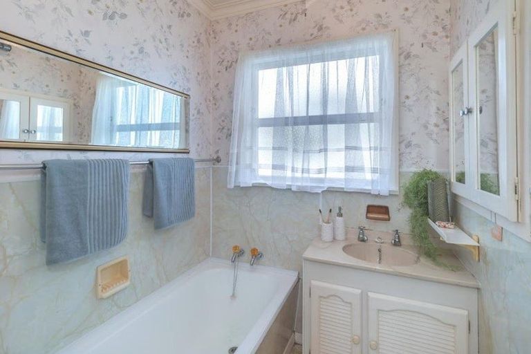 Photo of property in 34 Parsons Avenue, Levin, 5510
