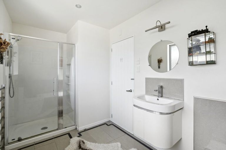 Photo of property in 79 Percy Dyett Drive, Karori, Wellington, 6012