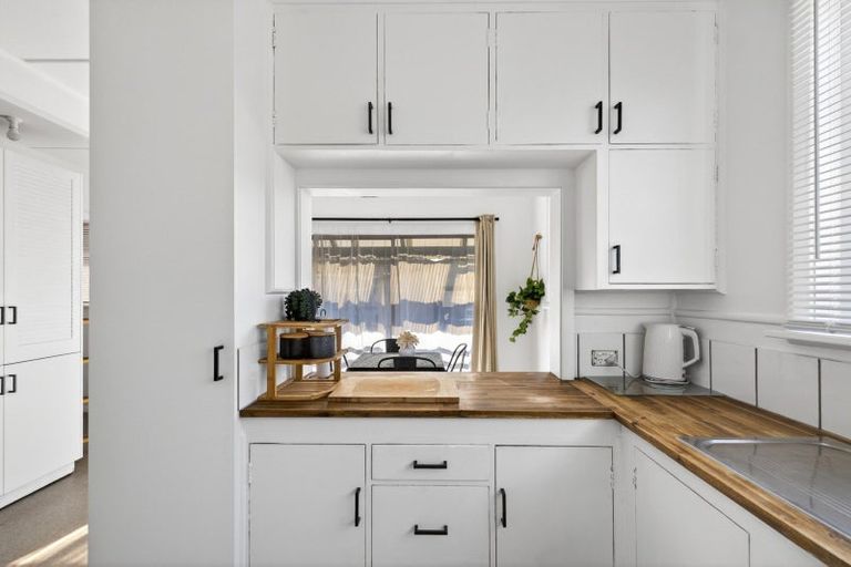 Photo of property in 32 Venables Avenue, Onekawa, Napier, 4110