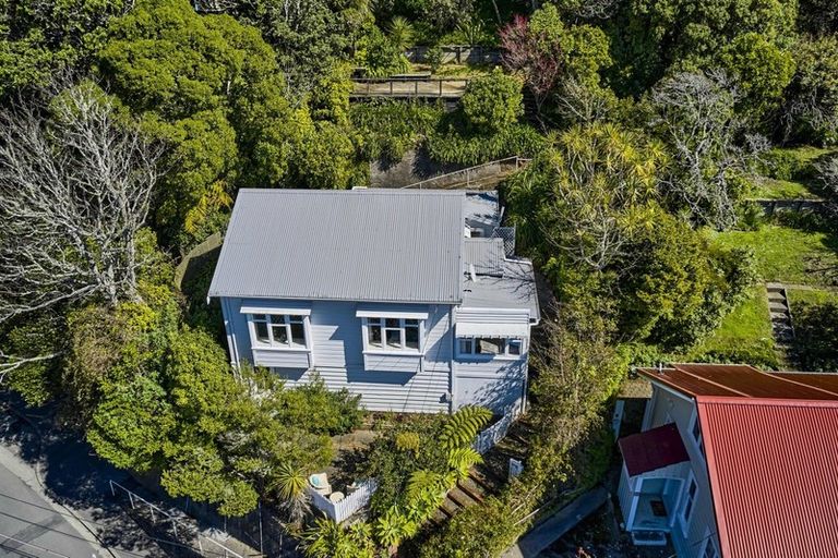 Photo of property in 23 Mairangi Road, Wadestown, Wellington, 6012