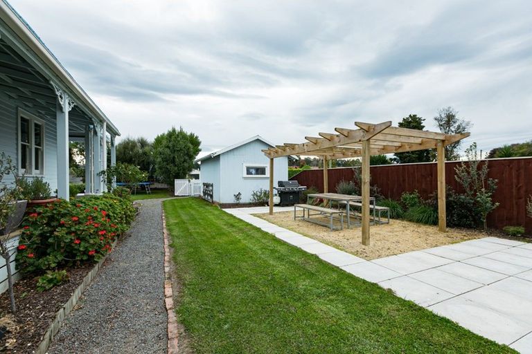 Photo of property in 44 Mcgreevy Street, Waipawa, 4210