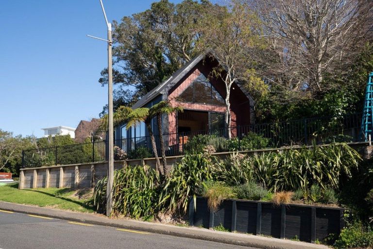 Photo of property in 434 Devon Street West, Lynmouth, New Plymouth, 4310