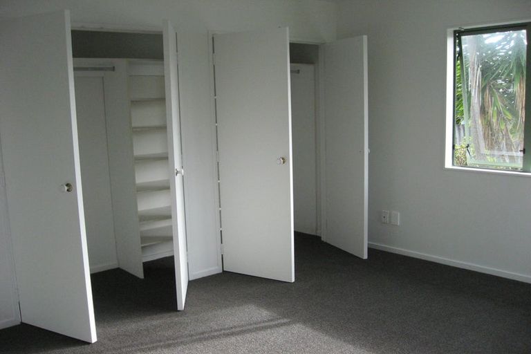 Photo of property in 32 Koromiko Street, New Lynn, Auckland, 0600