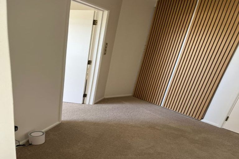 Photo of property in 1/51 Rothesay Bay Road, Rothesay Bay, Auckland, 0630