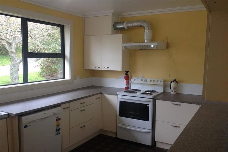 Photo of property in 96 Broderick Road, Johnsonville, Wellington, 6037