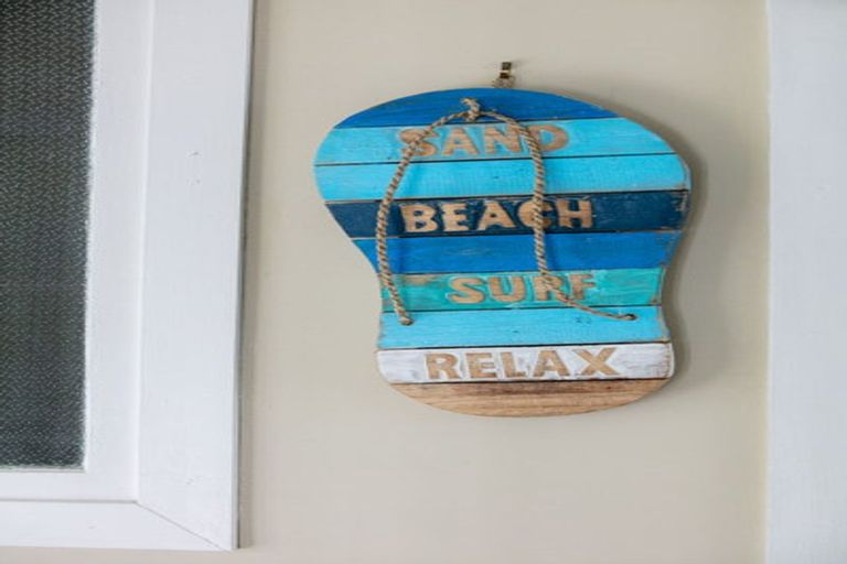 Photo of property in 32 The Terrace, Waihi Beach, 3611