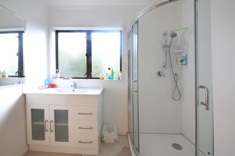 Photo of property in 2/137 Great South Road, Manurewa, Auckland, 2102