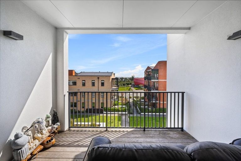 Photo of property in 213/81 Mapou Road, Hobsonville, Auckland, 0616