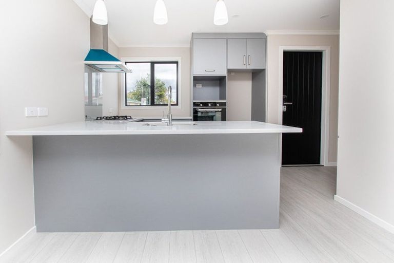 Photo of property in 1u2 Splitt Avenue, Glenview, Hamilton, 3206