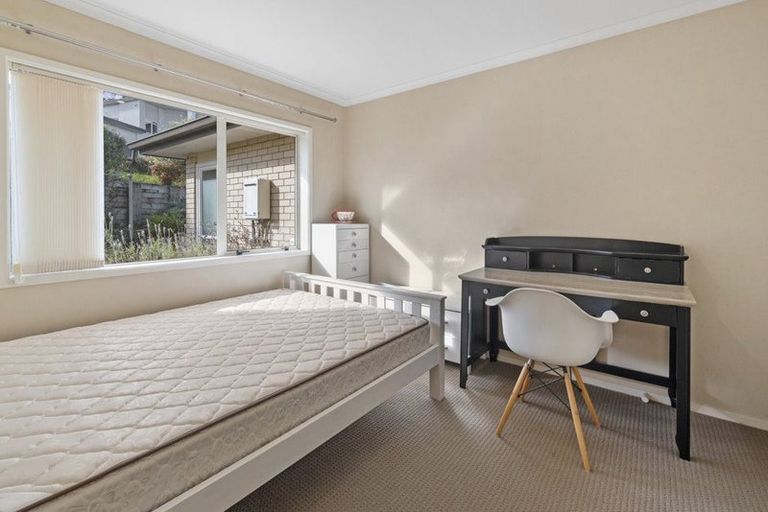 Photo of property in 15 Matheson Road, Red Beach, 0932