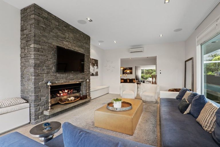 Photo of property in 10 Royds Street, Fendalton, Christchurch, 8014