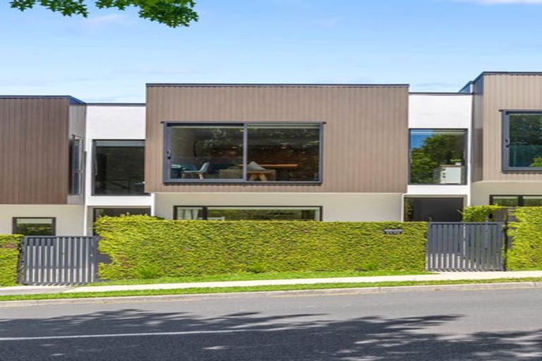 Photo of property in 11/12 Westmorland Rise, Bethlehem, Tauranga, 3110
