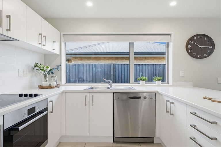 Photo of property in 35 Sutherland Drive, Kaiapoi, 7630