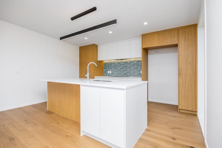 Photo of property in 771a East Coast Road, Northcross, Auckland, 0630