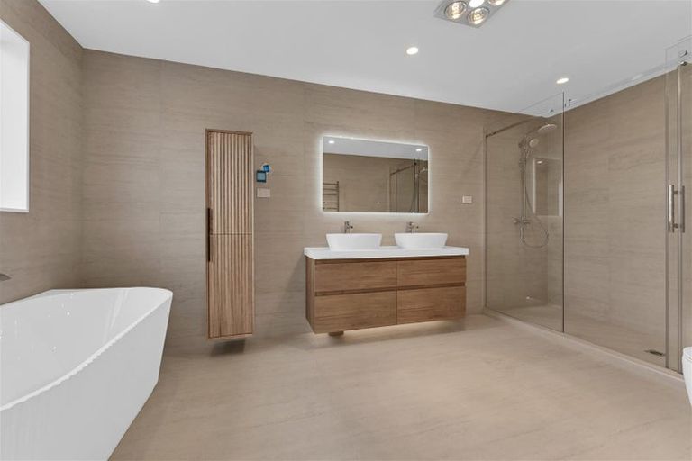 Photo of property in 6 Hutukawa Drive, Beachlands, Auckland, 2018