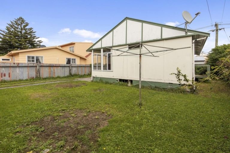 Photo of property in 12b Kowhai Street, Naenae, Lower Hutt, 5011