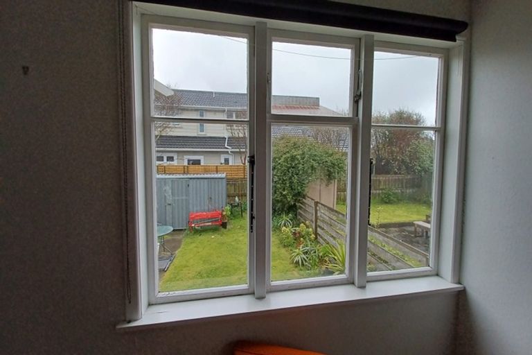 Photo of property in 51 Endeavour Street, Lyall Bay, Wellington, 6022