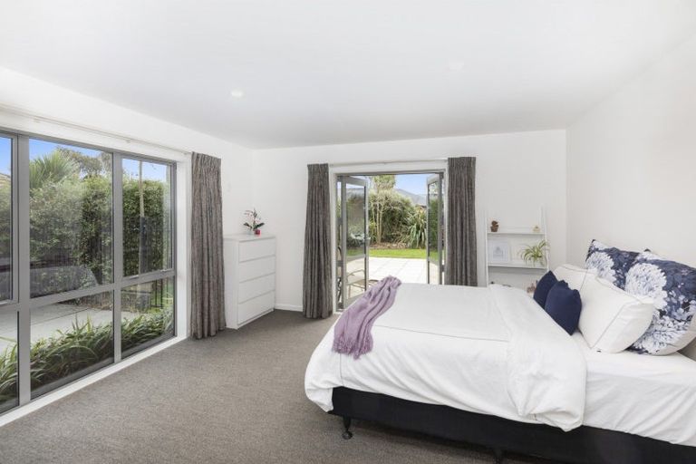 Photo of property in 20 Dunaverty Place, Broomfield, Christchurch, 8042