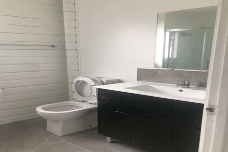 Photo of property in 3/79 Great South Road, Manurewa, Auckland, 2102