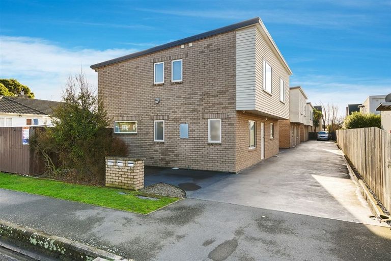 Photo of property in 24 Rex Street, Riccarton, Christchurch, 8041