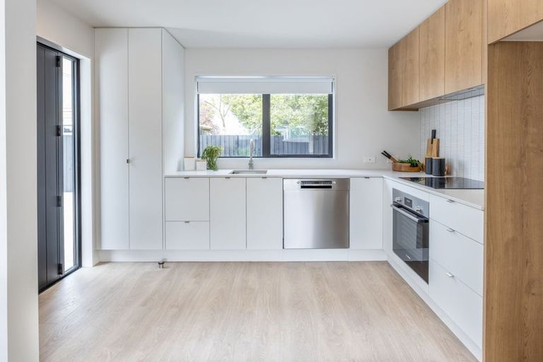 Photo of property in 2/675 Worcester Street, Linwood, Christchurch, 8062