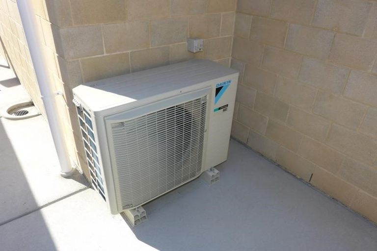 Photo of property in 66 Meeanee Road, Taradale, Napier, 4112