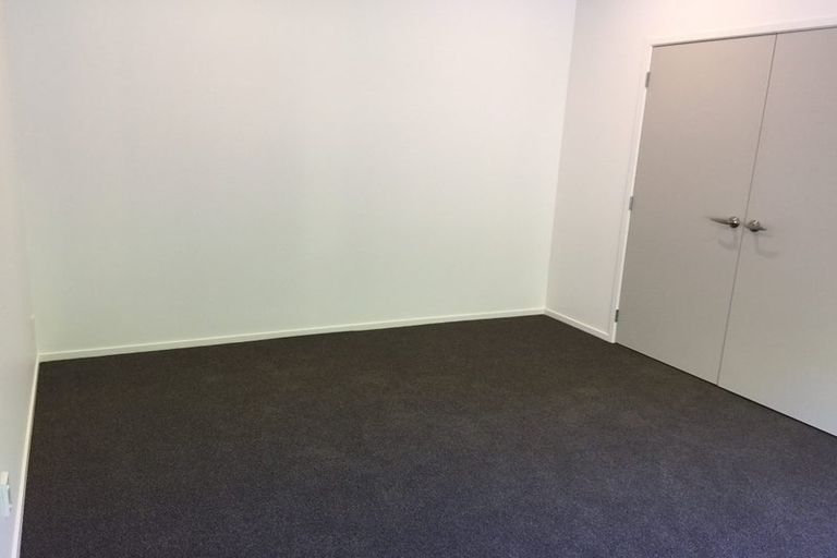 Photo of property in 409 Ohiro Road, Brooklyn, Wellington, 6021