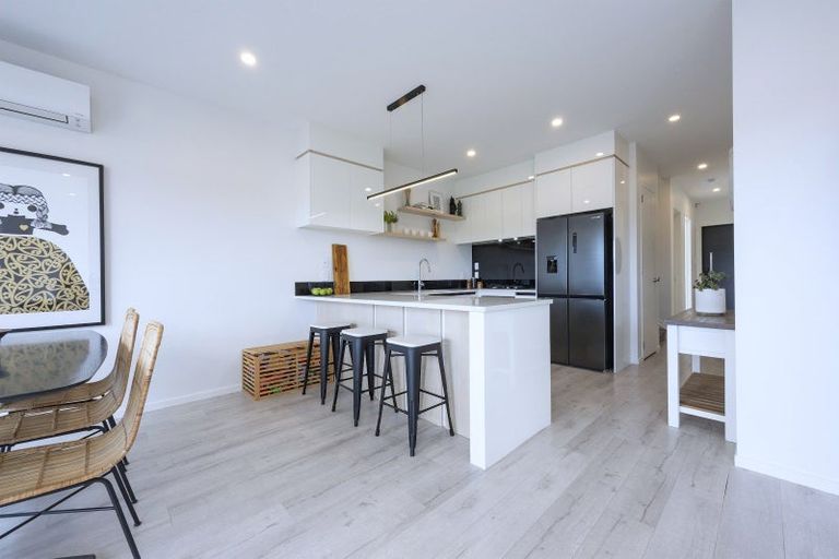 Photo of property in 12 Berba Lane, Westgate, Auckland, 0814