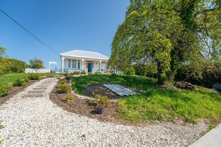 Photo of property in 17 Beach Street, Waikouaiti, 9510