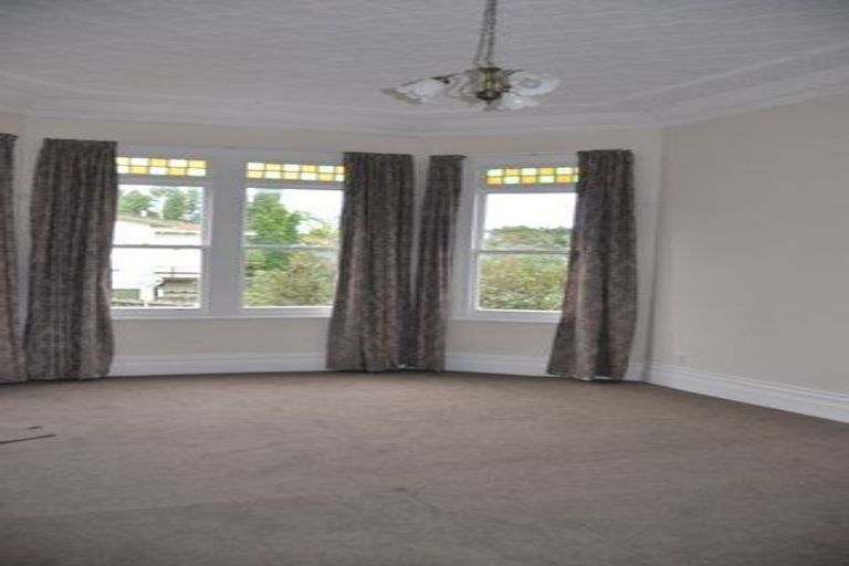 Photo of property in 98d Birkenhead Avenue, Birkenhead, Auckland, 0626