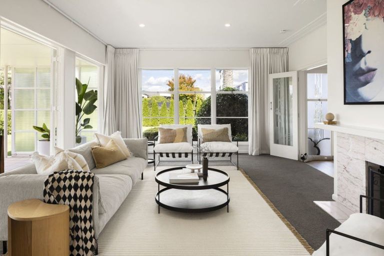 Photo of property in 65 Braid Road, St Andrews, Hamilton, 3200