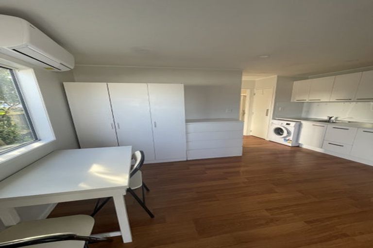 Photo of property in 159 Birkdale Road, Birkdale, Auckland, 0626