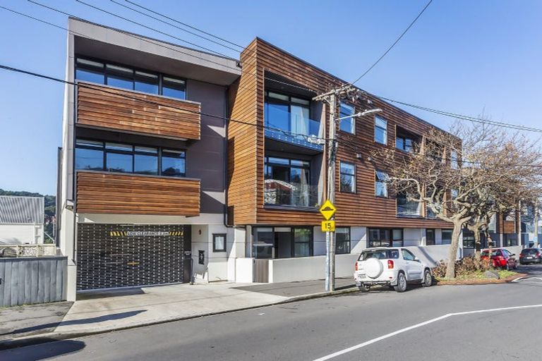 Photo of property in Detroit Apartments, 310/181u Tasman Street, Mount Cook, Wellington, 6021