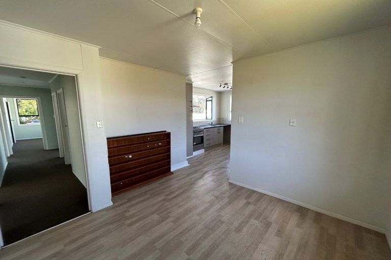 Photo of property in 39 Mayflower Close, Mangere East, Auckland, 2024