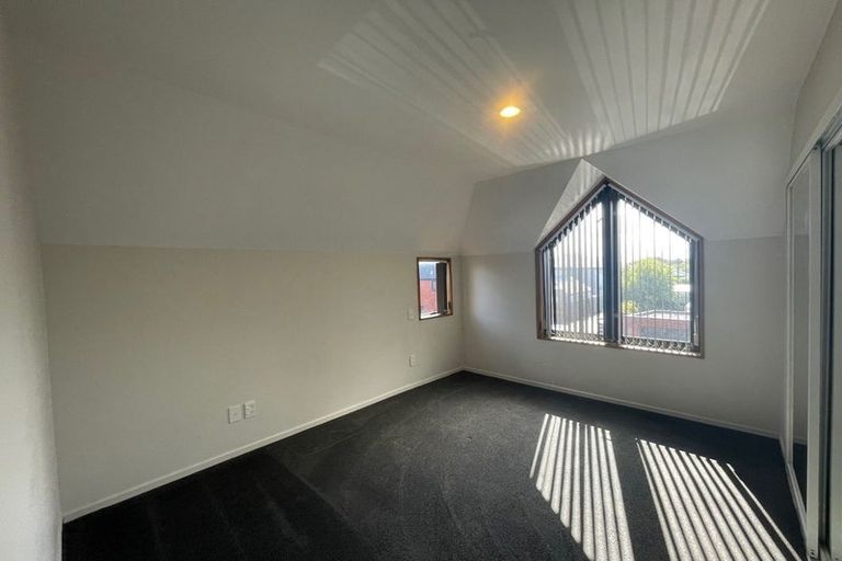 Photo of property in 158c Edgeware Road, Edgeware, Christchurch, 8013