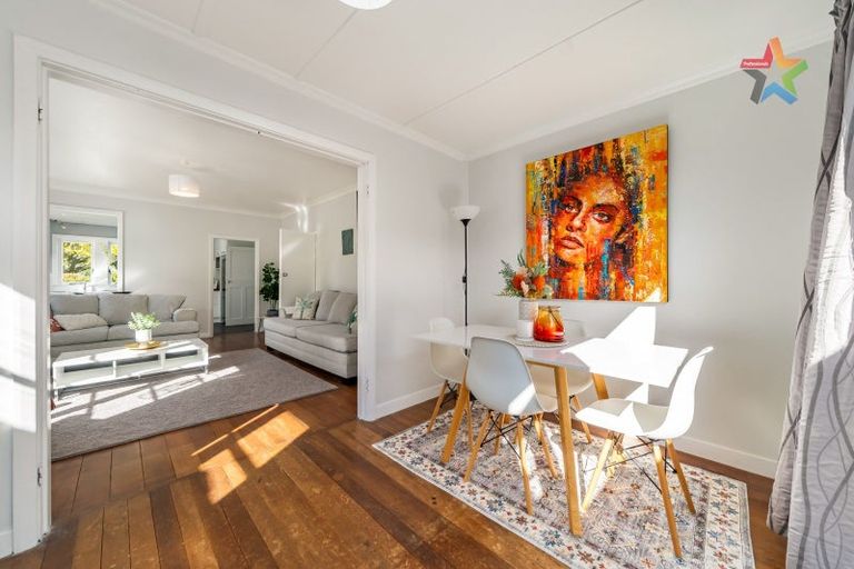 Photo of property in 10 Golf Road, Manor Park, Lower Hutt, 5019