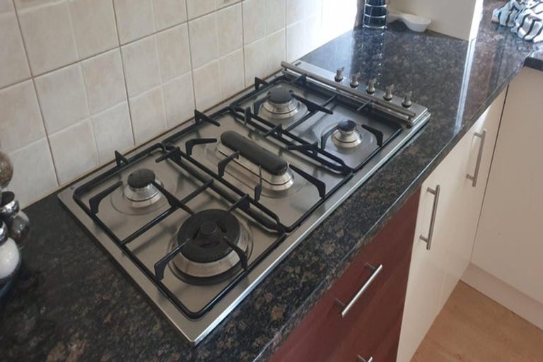 Photo of property in 28 Langana Avenue, Browns Bay, Auckland, 0630