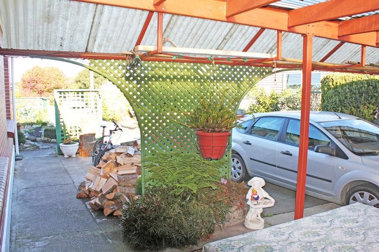 Photo of property in 4 Burn Street, Holmes Hill, Oamaru, 9401