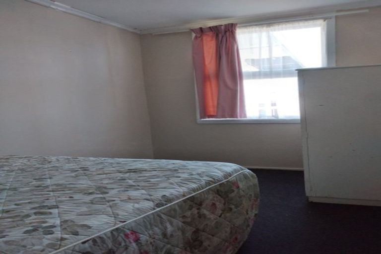 Photo of property in 28 Palmerston Street, Westport, 7825