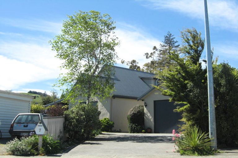 Photo of property in 7 Caroline Place, Stoke, Nelson, 7011