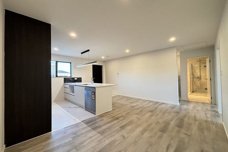 Photo of property in 19 Auranga Drive, Karaka, Papakura, 2113