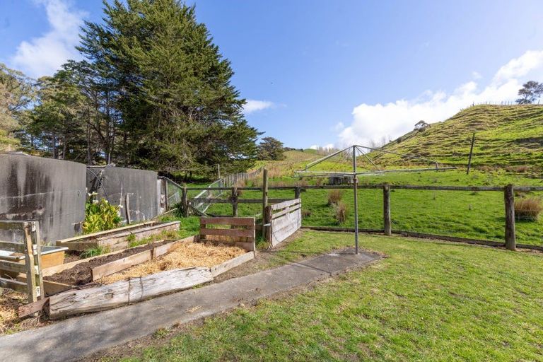 Photo of property in 1543a Annedale Road, Tinui, 5894