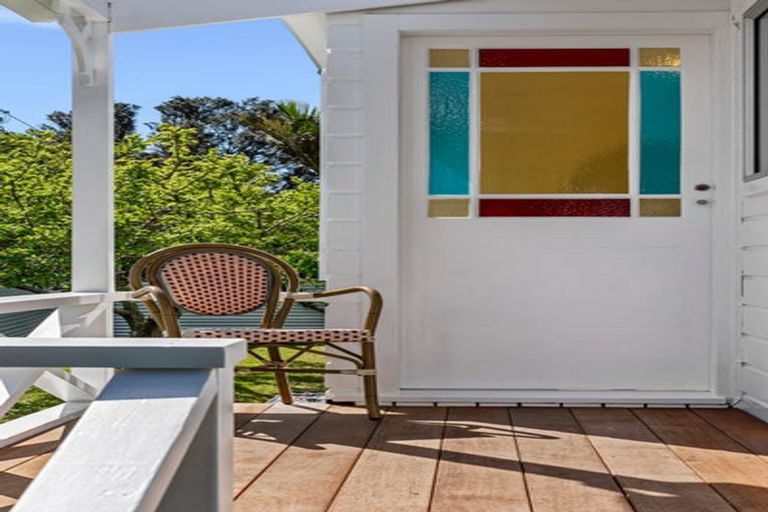 Photo of property in 217 Motutara Road, Muriwai, Waimauku, 0881