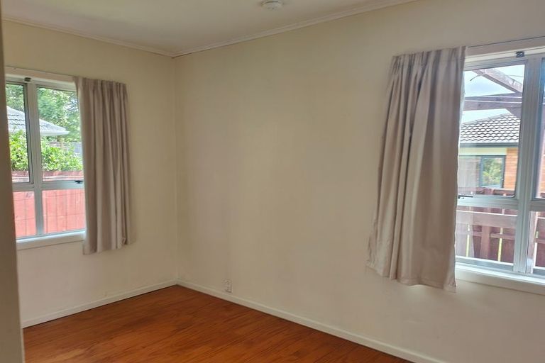 Photo of property in 38 Durham Street, Te Atatu Peninsula, Auckland, 0610
