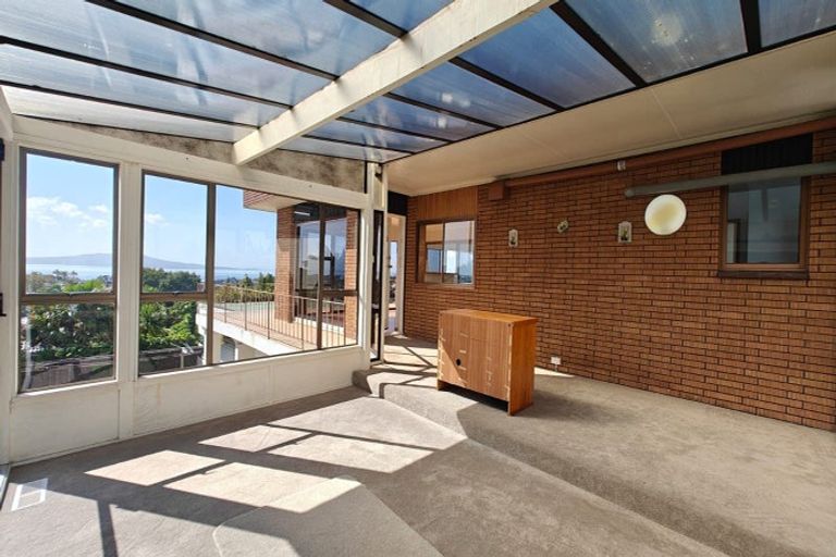 Photo of property in 149 East Coast Road, Castor Bay, Auckland, 0620