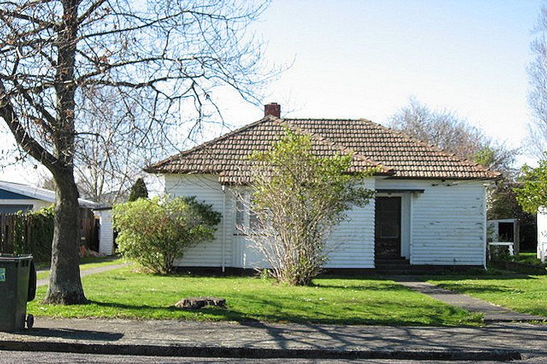 Photo of property in 5 Bell Street, Marton, 4710